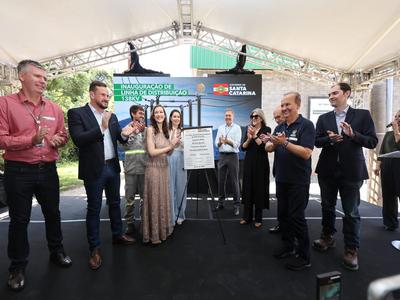 Governo do Estado e Celesc inauguram nova linha de energia em Faxinal dos Guedes